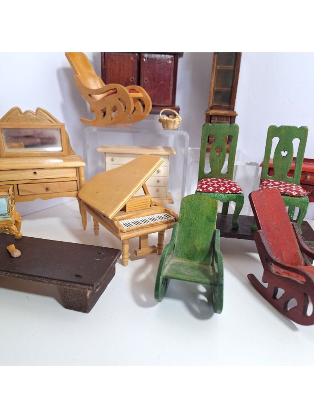 Wooden Dollhouse Furniture Chairs Clock Vintage Lot A Few Need Repairs - Picture 2 of 13